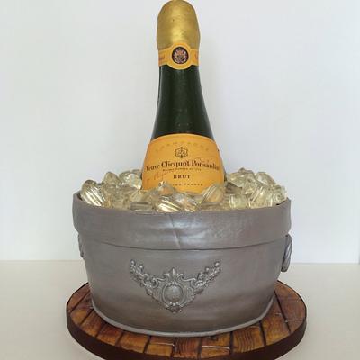 Champagne ice bucket - Cake by Sneakyp73