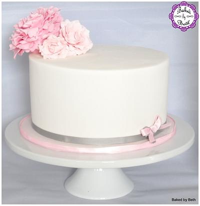 Pretty  in Pink  - Cake by BakedbyBeth