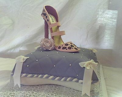 High Heel Shoe Pillow Cake - Cake by Darla64