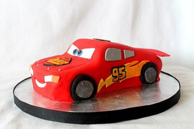 Lightning McQueen cake - Cake by Sarah F