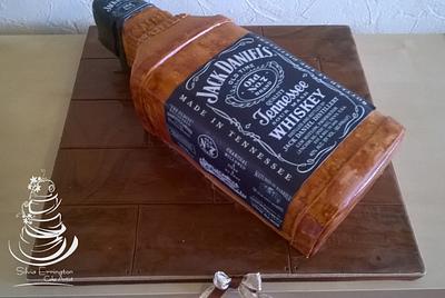 Jack Daniel's bottle - Cake by cakesbysilvia1