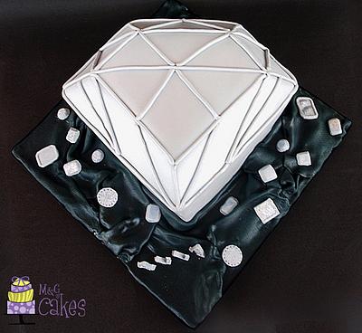 Diamonds are forever.. - Cake by M&G Cakes