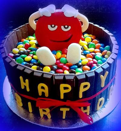 M&M's and KitKat chocolate cake - Cake by Deb-beesdelights