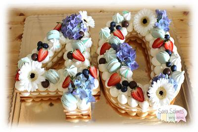 Cream tart for 40th birthday - Cake by Sara Solimes Party solutions
