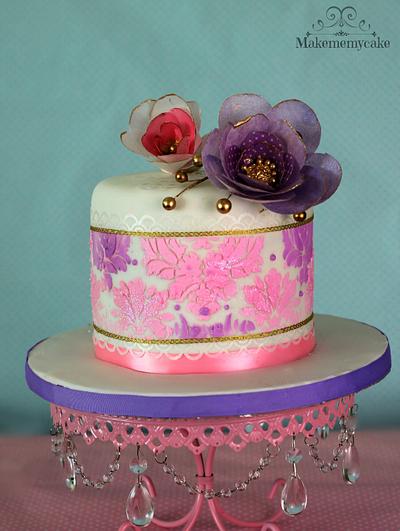 Romantic cake with wafer paper flowers - Cake by Eva Salazar 