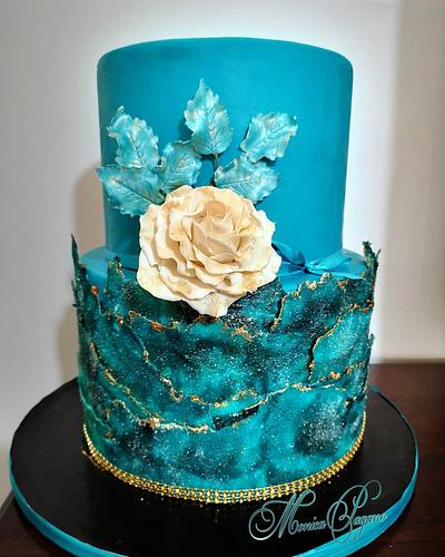 Torta compleanno con nuova tecnica sugar sheets - Cake by Monica Pagano 