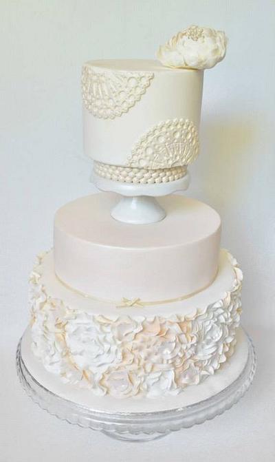 Ruffles, Pearls, Lace & Peony - Cake by Emma