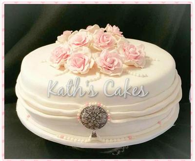 Roses - Cake by Cakemummy
