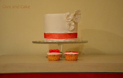 Romantic vintage flower cake - Cake by giveandcake