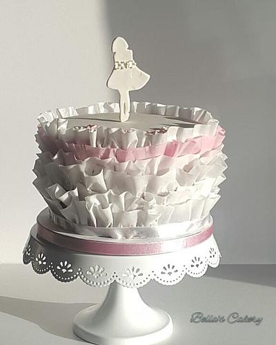 Wafer paper ruffles!  - Cake by Bella's Cakes 