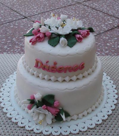 loved birthday birthdays - Cake by Táji Cakes