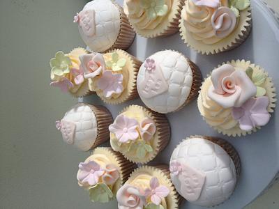 Pretty pastel hen cupcakes  - Cake by Lisa 