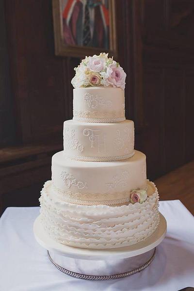 Lacey vintage wedding cake - Cake by Gilly B Cakery