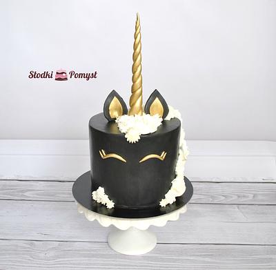 Black unicorn - Cake by ZofiaG