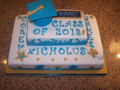 Graduation 2013 - Cake by Margaret