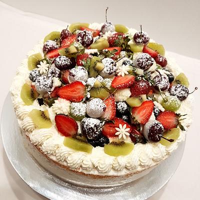 Fresh cream cake - Cake by Rabia Pandor