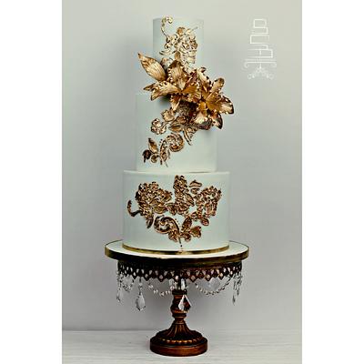 Mint Green & Gold.  - Cake by Sophia's Cake Boutique