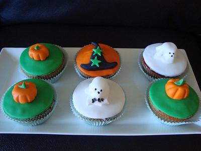 Halloween Cupcakes - Cake by Velly