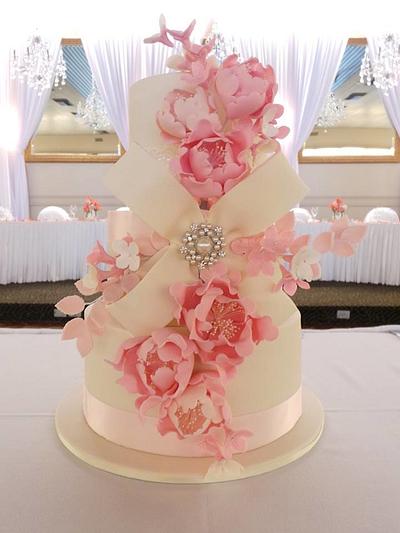 Fantasy in Bloom - Cake by Sweet Bea's