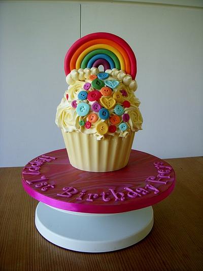 Rainbowtastic Giant Cupcake! - Cake by Beside The Seaside Cupcakes