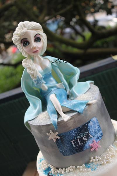 Elsa - Frozen - Cake by HELENA - LGDL