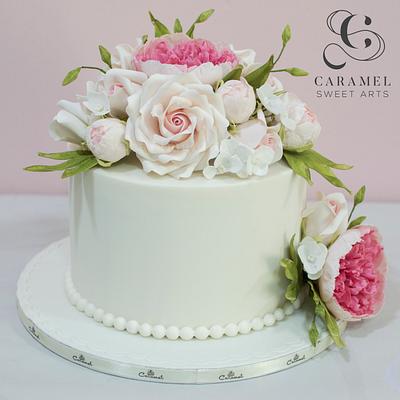 Floral Arrangement Cake - Cake by Caramel Doha