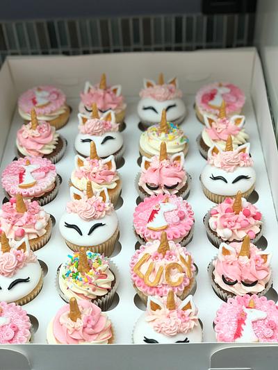 Unicorn cupcakes - Cake by Gelly Bean 