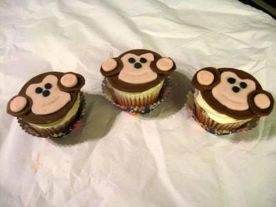 Monkey around - Cake by Jennifer Jeffrey