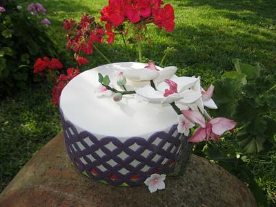 purple cake - Cake by MELANIASCAKEATELIER