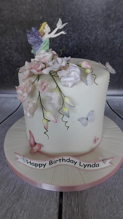 Butterflies and sweet peas cake - Cake by Sue