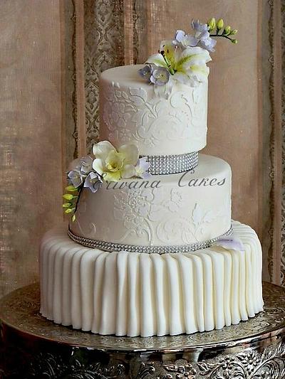 Damask Wedding Cake - Cake by erivana
