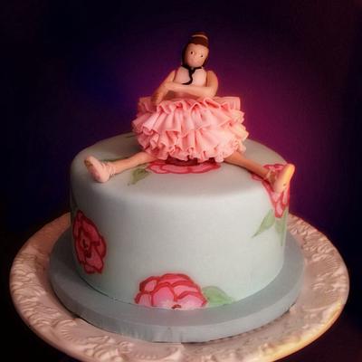 Ballerina  - Cake by The Sweet Duchess 