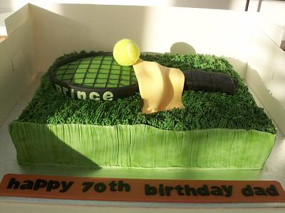 Tennis racket - Cake by TraceyWheeler