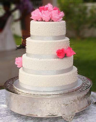White, silver and pink wedding cake - Cake by SerwaPona
