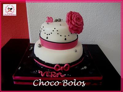 Pink Chic cake - Cake by ChocoBolos