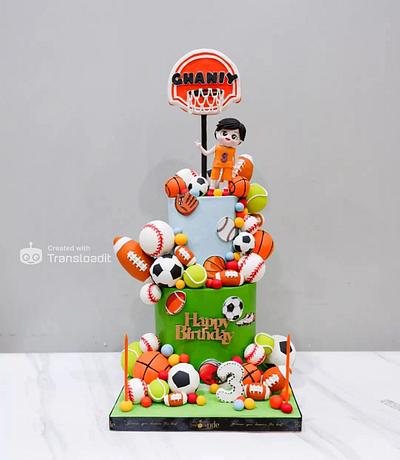 Unique 'Ball Theme' Birthday Cake - Cake by Dapoer Nde