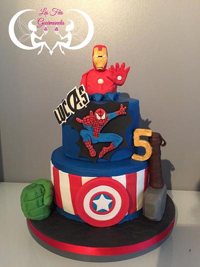 Avengers - Cake by Les fees gourmandes