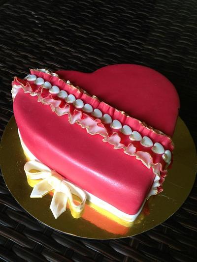 saint valentin heart. - Cake by wisha's cakes