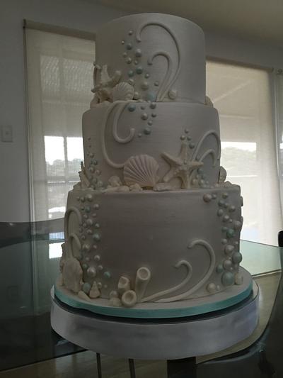 Wedding by the Beach - Cake by Elke Potter