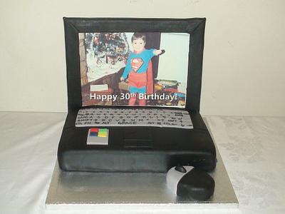 Laptop Cake - Cake by jaimiec