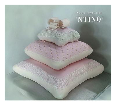 Wedding pillows - Cake by Aspasia Stamou