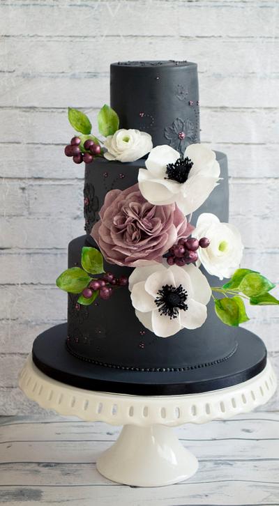 A cake for a fashion designer - Cake by Vanilla & Me