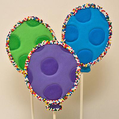 Birthday Cookies with Sprinkles - Cake by Janine