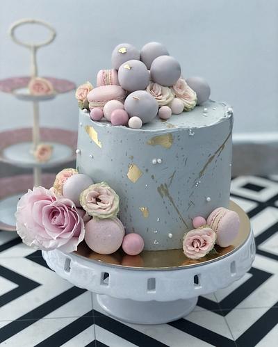 Birthday romantic cake  - Cake by Mashascakesandsweets