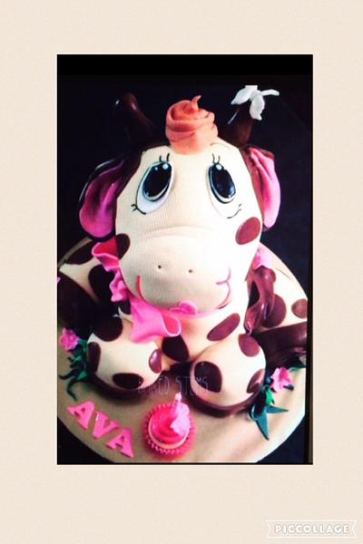 3D carved baby giraffe  - Cake by Baked Stems