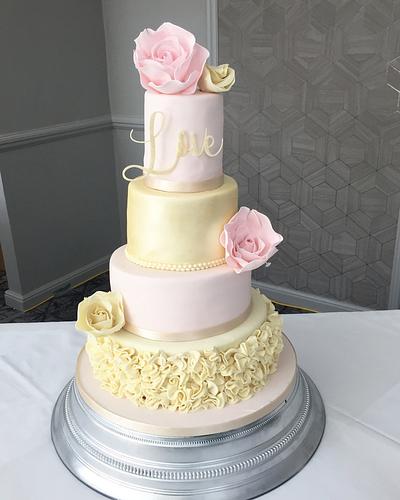 Love themed wedding cake - Cake by Kake and Cupkakery