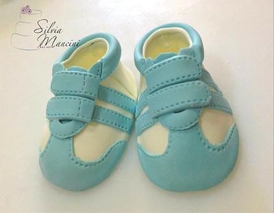 Adidas baby shoes - Cake by Silvia Mancini Cake Art