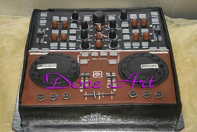 DJ mixer cake - Cake by Magda Martins - Doce Art