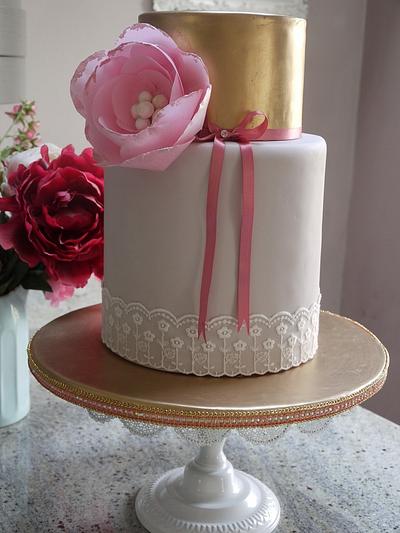 Davinia wedding cake - Cake by Scrummy Mummy's Cakes