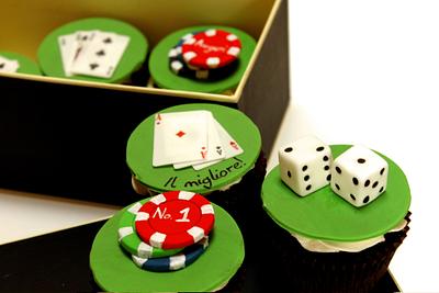 Poker/Father's day cupcakes - Cake by Estrele Cakes 